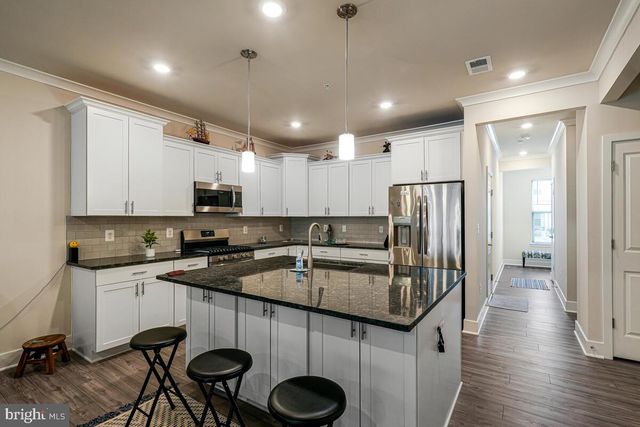 10618 MOUNT RAINIER PL, White Plains, MD 20695