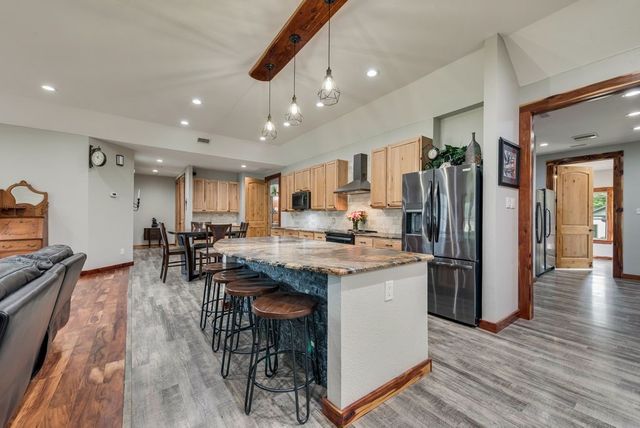 110 Cambridge Drive, Streetman, TX 75859