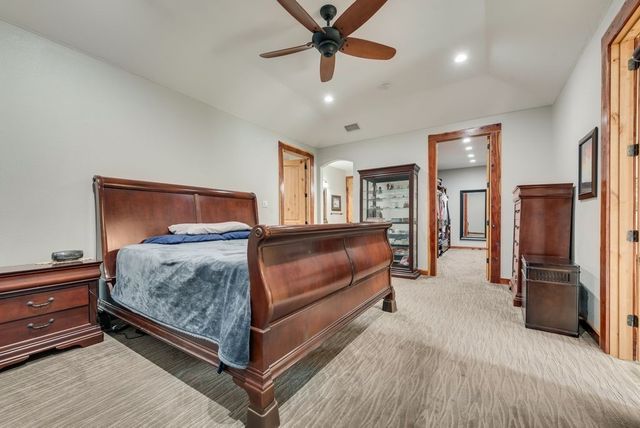 110 Cambridge Drive, Streetman, TX 75859