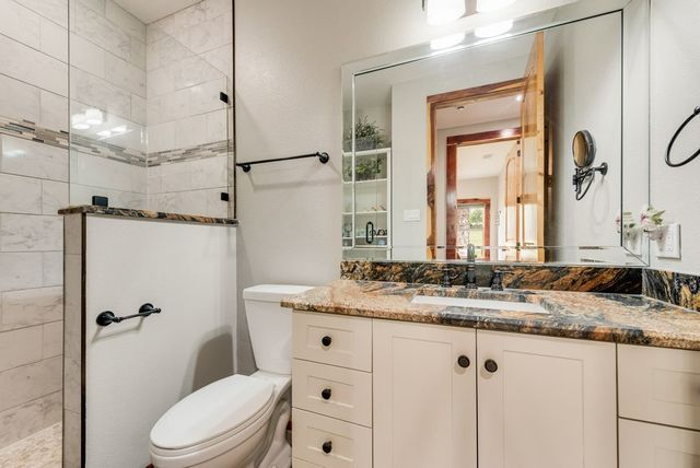 110 Cambridge Drive, Streetman, TX 75859