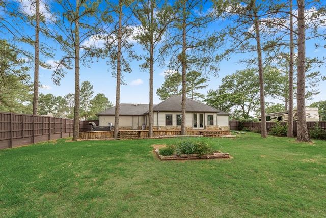 110 Cambridge Drive, Streetman, TX 75859