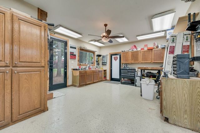110 Cambridge Drive, Streetman, TX 75859