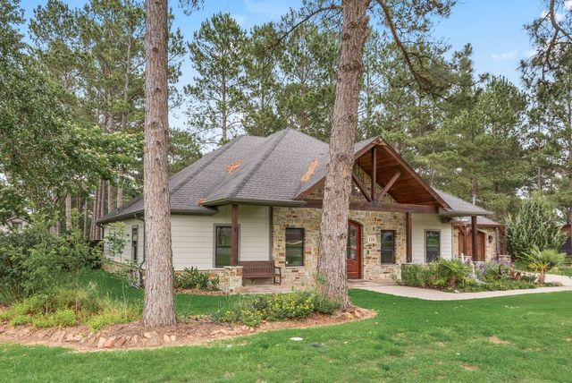 110 Cambridge Drive, Streetman, TX 75859
