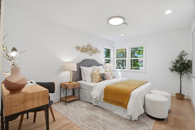 385 Carmelita Drive, Mountain View, CA 94040