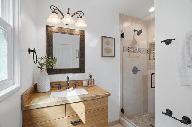 385 Carmelita Drive, Mountain View, CA 94040