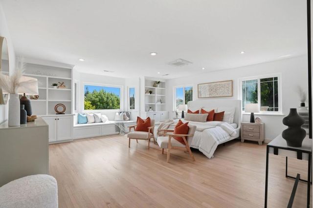 385 Carmelita Drive, Mountain View, CA 94040