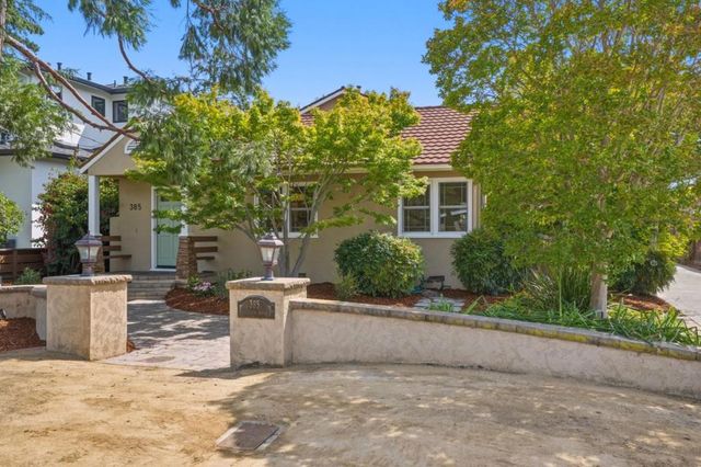 385 Carmelita Drive, Mountain View, CA 94040