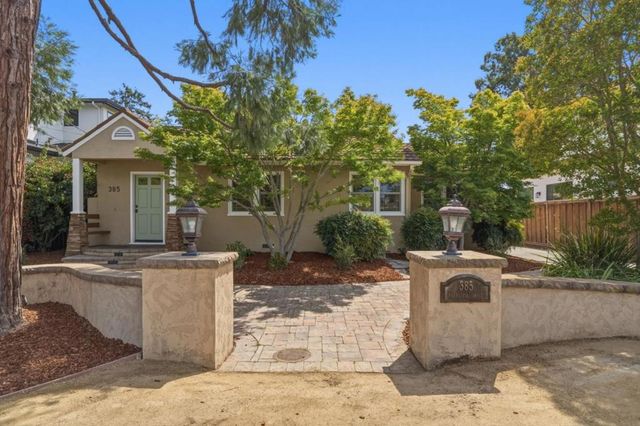 385 Carmelita Drive, Mountain View, CA 94040