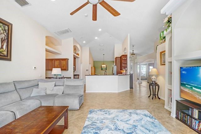 6803 CROMWELL GARDEN DRIVE, Apollo Beach, FL 33572
