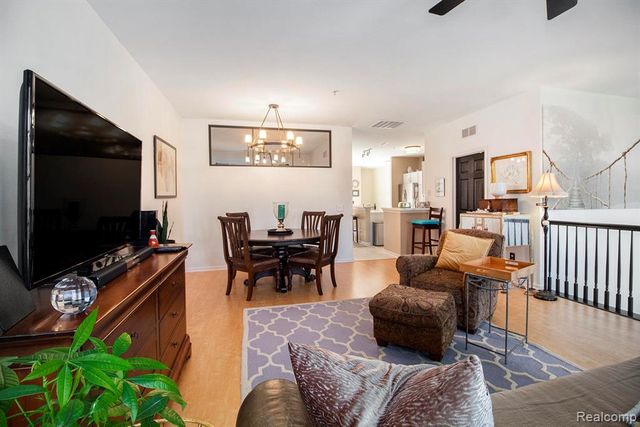 50197 Monroe Street 83, Canton, MI 48188