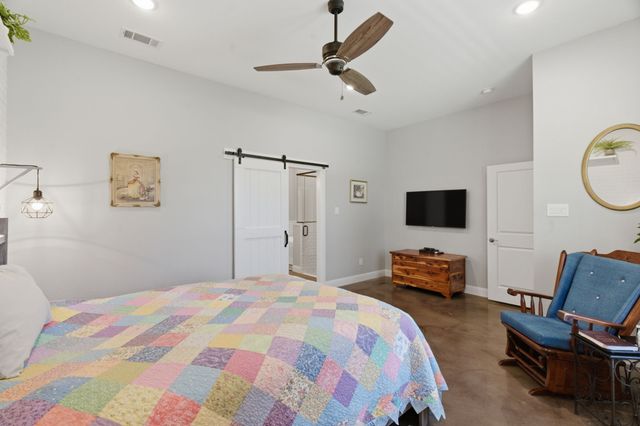 300 Mockingbird Lane, Springtown, TX 76082