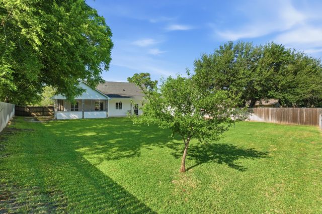 300 Mockingbird Lane, Springtown, TX 76082