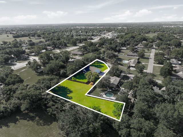 300 Mockingbird Lane, Springtown, TX 76082