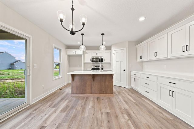12865 Towcester Court, Fort Wayne, IN 46818
