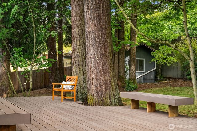 4255 135th Place SE, Bellevue, WA 98006