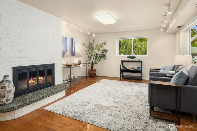 4255 135th Place SE, Bellevue, WA 98006