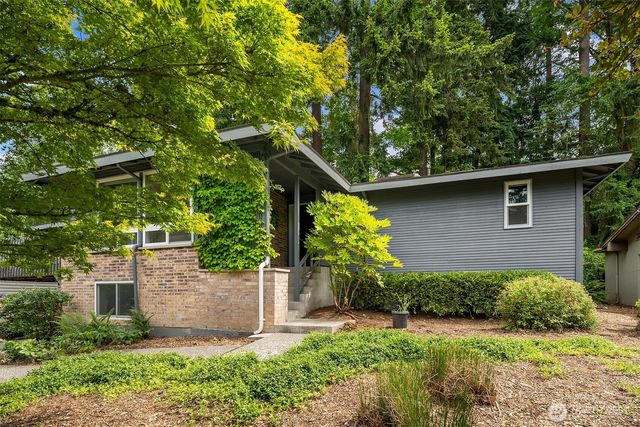 4255 135th Place SE, Bellevue, WA 98006