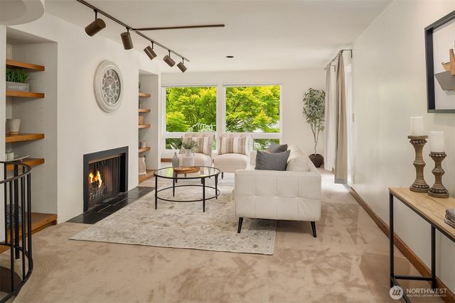 4255 135th Place SE, Bellevue, WA 98006