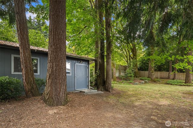 4255 135th Place SE, Bellevue, WA 98006