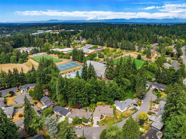 4255 135th Place SE, Bellevue, WA 98006