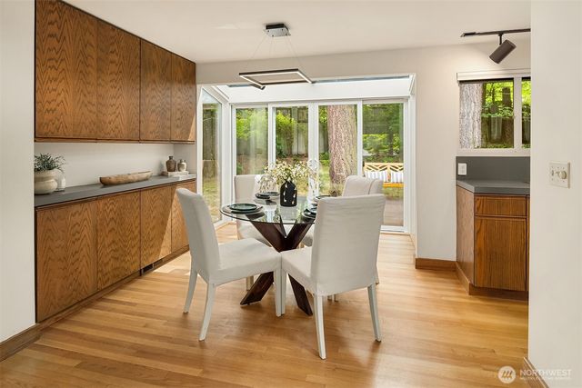 4255 135th Place SE, Bellevue, WA 98006