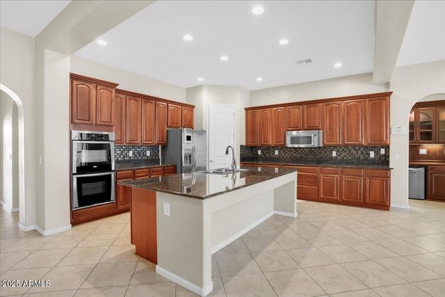 2410 E Park View Lane, Phoenix, AZ 85024