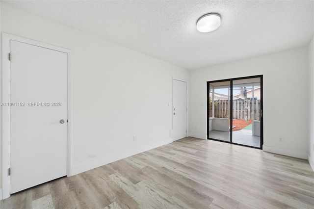 1281 W 42nd St 1, Hialeah, FL 33012