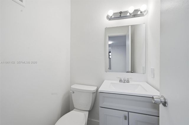 1281 W 42nd St 1, Hialeah, FL 33012