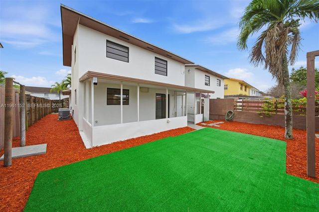 1281 W 42nd St 1, Hialeah, FL 33012