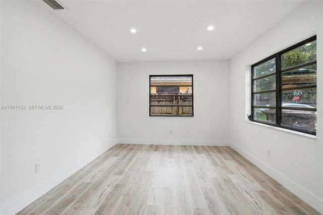 1281 W 42nd St 1, Hialeah, FL 33012