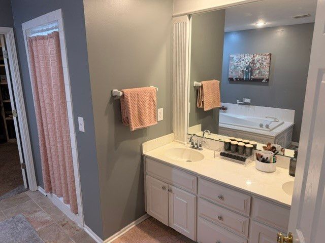 5458 Westwood Drive, West Des Moines, IA 50266