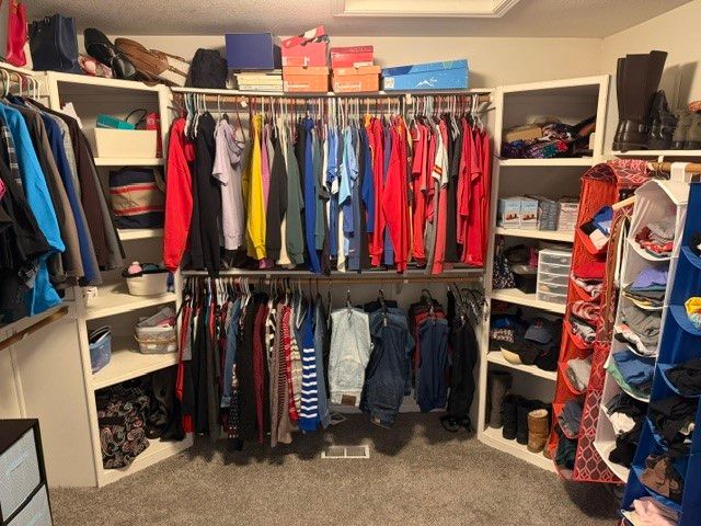 5458 Westwood Drive, West Des Moines, IA 50266