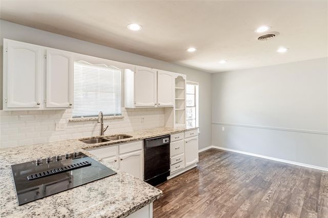 1021 Patricia Street, Irving, TX 75060