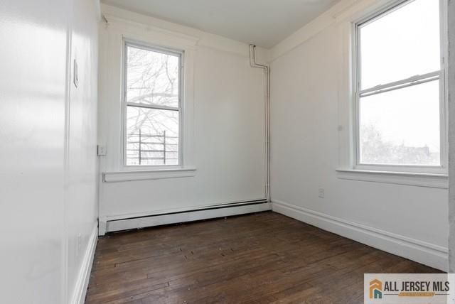 410 Chadwick Avenue, Newark, NJ 07112