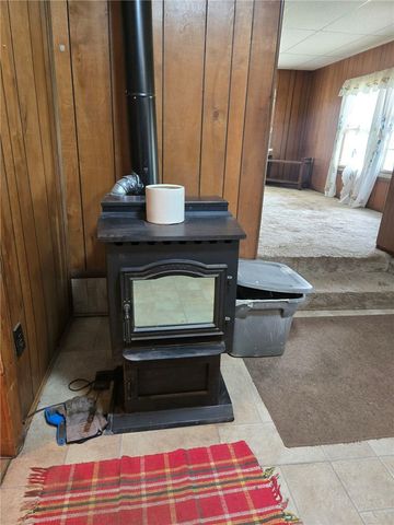 465 Isle Rd, Franklin Twp, PA 16001