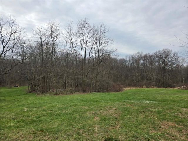 465 Isle Rd, Franklin Twp, PA 16001