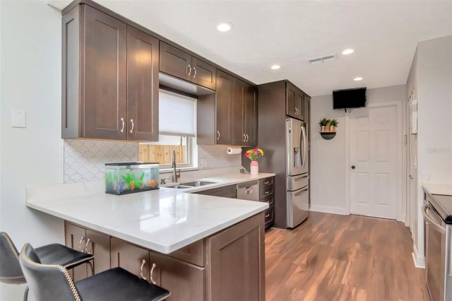 6806 S GABRIELLE STREET, Tampa, FL 33611