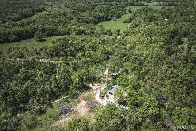 25190 McDonald Drive, Lebanon, MO 65536