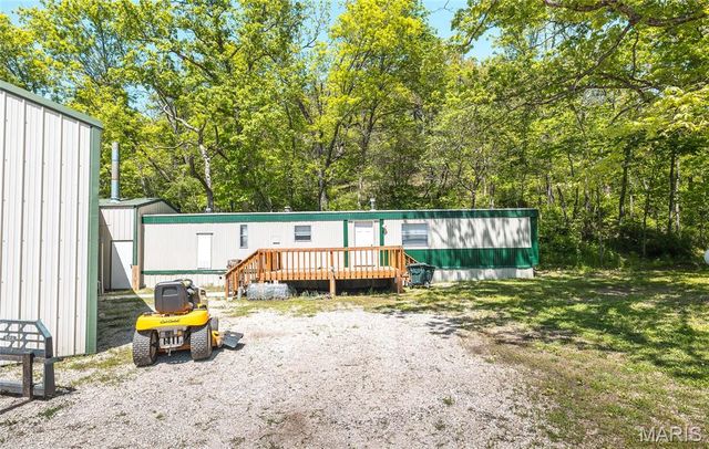 25190 McDonald Drive, Lebanon, MO 65536