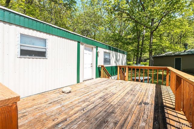 25190 McDonald Drive, Lebanon, MO 65536