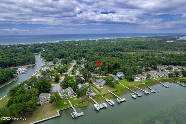 107 Cottonwood Court, Pine Knoll Shores, NC 28512