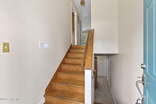 107 Cottonwood Court, Pine Knoll Shores, NC 28512