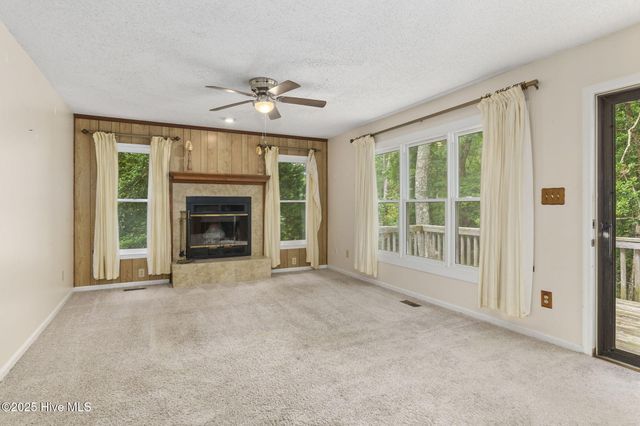 107 Cottonwood Court, Pine Knoll Shores, NC 28512