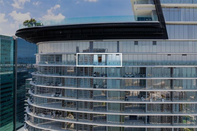 300 Biscayne Blvd Way 5205W, Miami, FL 33131