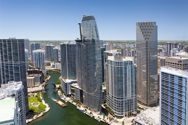 300 Biscayne Blvd Way 5205W, Miami, FL 33131