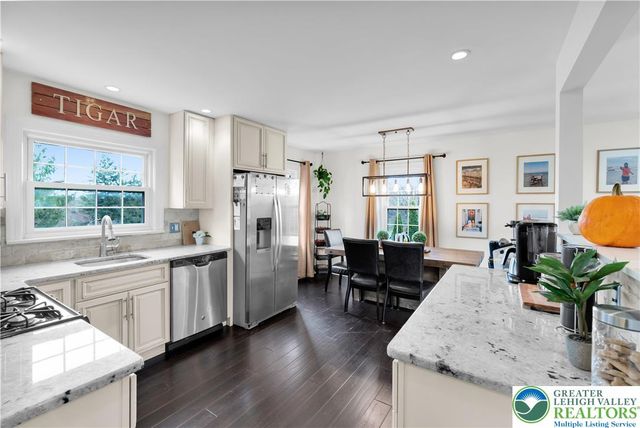 801 Ludlow Street, Palmer Twp, PA 18045