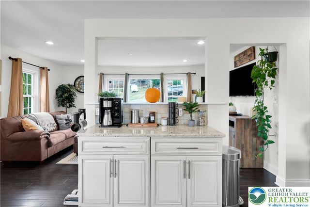 801 Ludlow Street, Palmer Twp, PA 18045