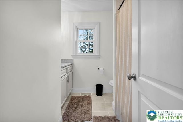 801 Ludlow Street, Palmer Twp, PA 18045