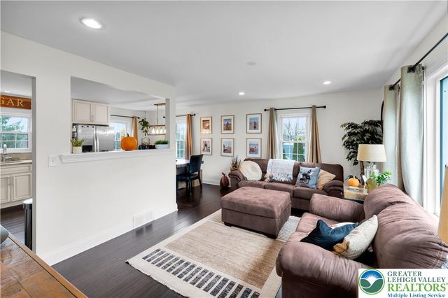 801 Ludlow Street, Palmer Twp, PA 18045