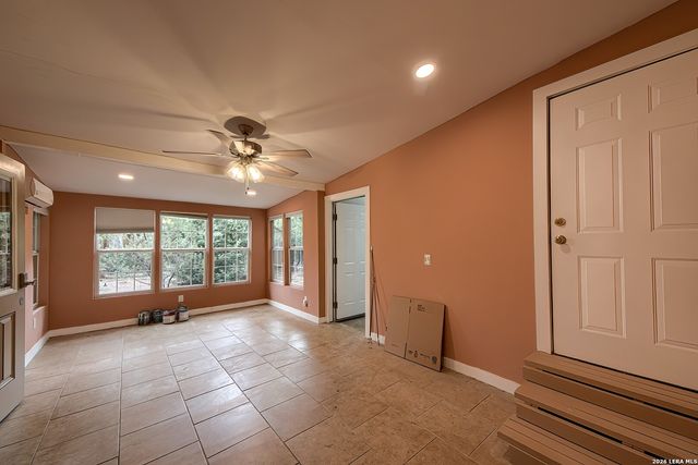 731 PEABODY AVE, San Antonio, TX 78211